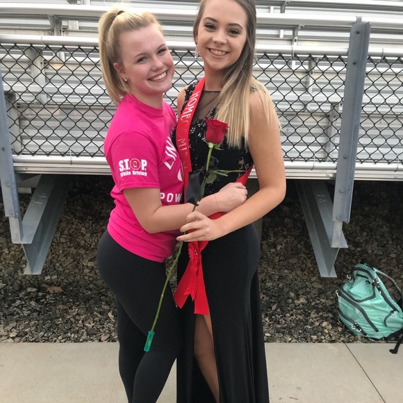 Meet your Posher, Megan - Picture 1 of 1